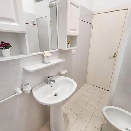 Apartamento Trilocale Rinascimento Prima Fila Mare